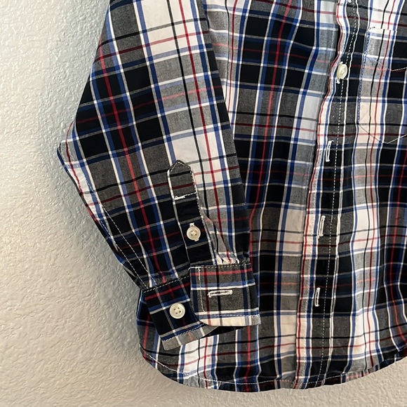 BOY LONG SLEEVE BUTTON DOWN SHIRT - Picture 4 of 4